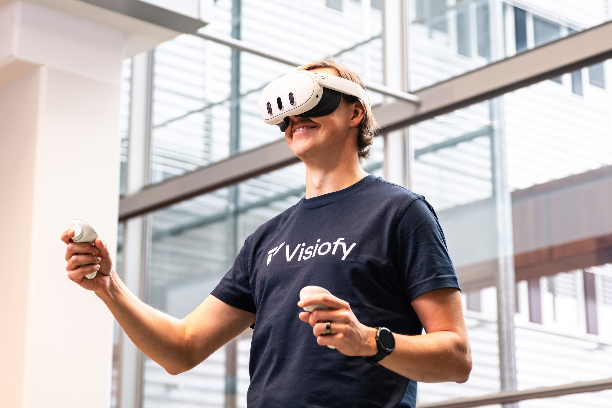 Person viewing a 3D virtual home tour in VR